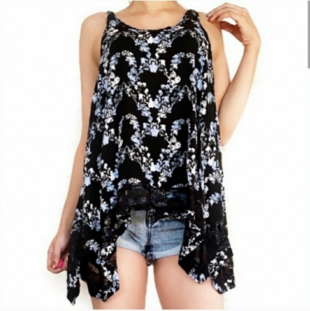 Free peopleTrapeze outlined lace cami topxs